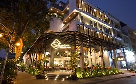 Khách sạn và Căn hộ Orchid Boutique